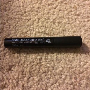 Younique Lip Stain “SOCIAL”